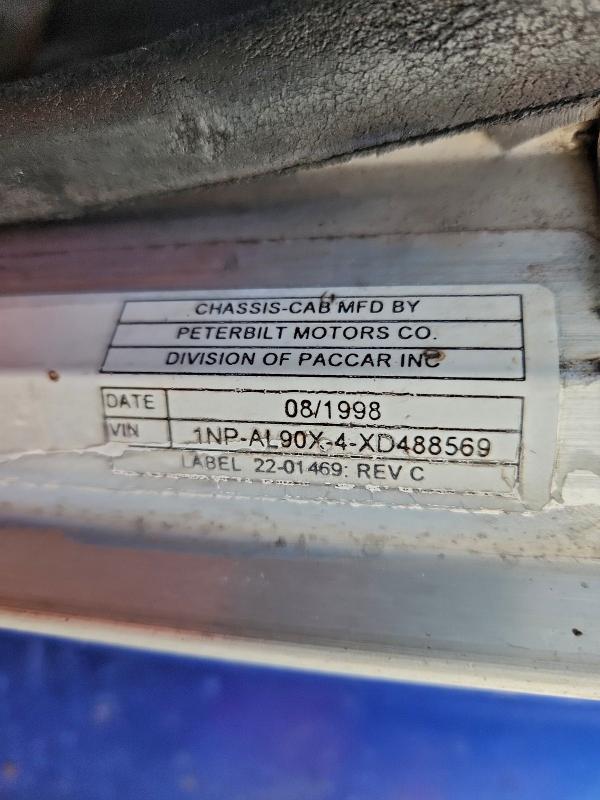 97805615 :رقم المزاد ، 1NPAL90X4XD488569 vin ، 1999 Peterbilt 357 مزاد بيع