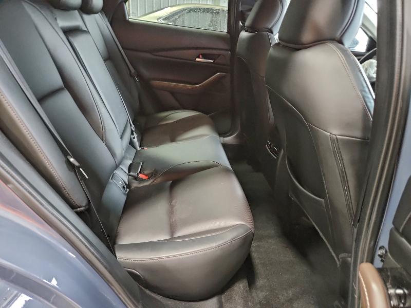 98373575 :رقم المزاد ، 3MVDMBDL8MM262727 vin ، 2021 Mazda Cx-30 Prem مزاد بيع