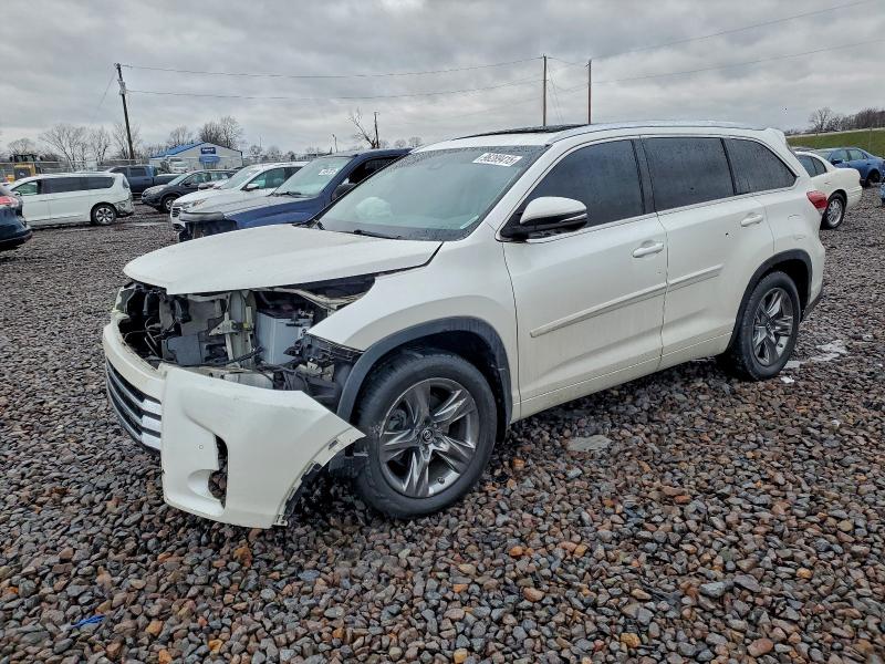 96289415 :رقم المزاد ، 5TDDZRFH5KS989583 vin ، 2019 Toyota Highlander مزاد بيع