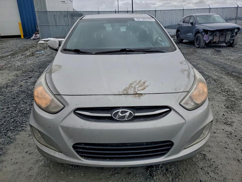 2015 Hyundai Accent მანქანა იყიდება აუქციონზე, vin: KMHCT5AE7FU225718, აუქციონის ნომერი: 97126725