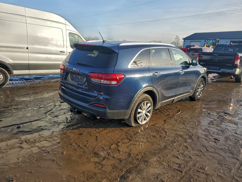 98346275 :رقم المزاد ، 5XYPGDA50JG399404 vin ، 2018 Kia Sorento Lx مزاد بيع