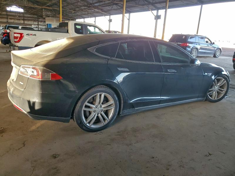 Продажа на аукционе авто 2013 Tesla Model S, vin: 5YJSA1DP3DFP24856, номер лота: 96068515