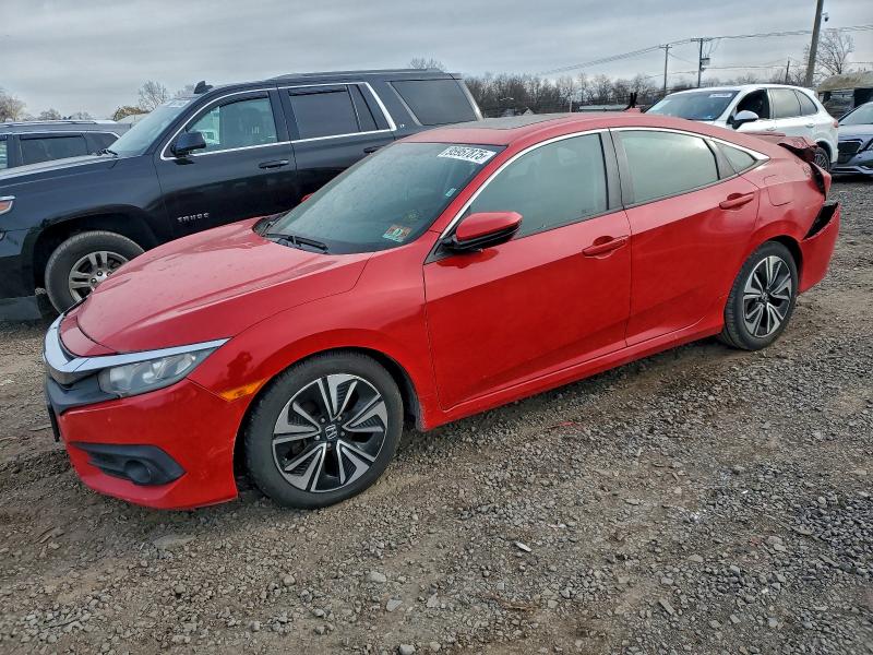 Auction sale of the 2017 Honda Civic, vin: 2HGFC1F34HH640424, lot number: 95957875