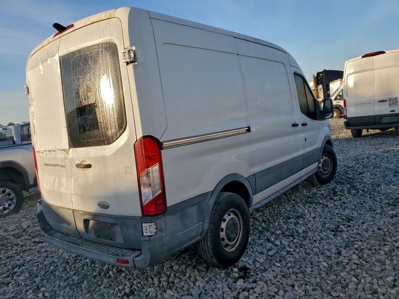 75696285 :رقم المزاد ، 1FTYR1CM9FKA29183 vin ، 2015 Ford Transit T- مزاد بيع