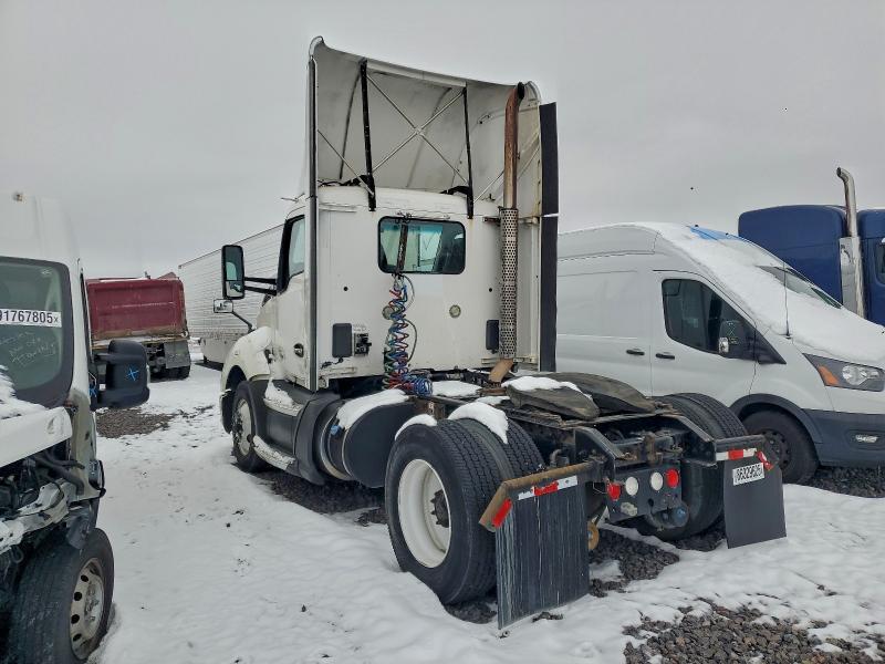 86329625 :رقم المزاد ، 1XKYA48X2GJ496713 vin ، 2016 Kenworth Constructi مزاد بيع