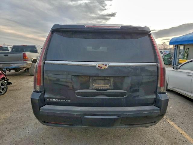 2016 Cadillac Escalade მანქანა იყიდება აუქციონზე, vin: 1GYS4KKJ4GR305855, აუქციონის ნომერი: 95019495