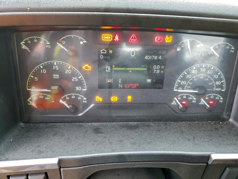 96748795 :رقم المزاد ، 4V4NC9EH0RN656252 vin ، 2024 Volvo Vnl مزاد بيع