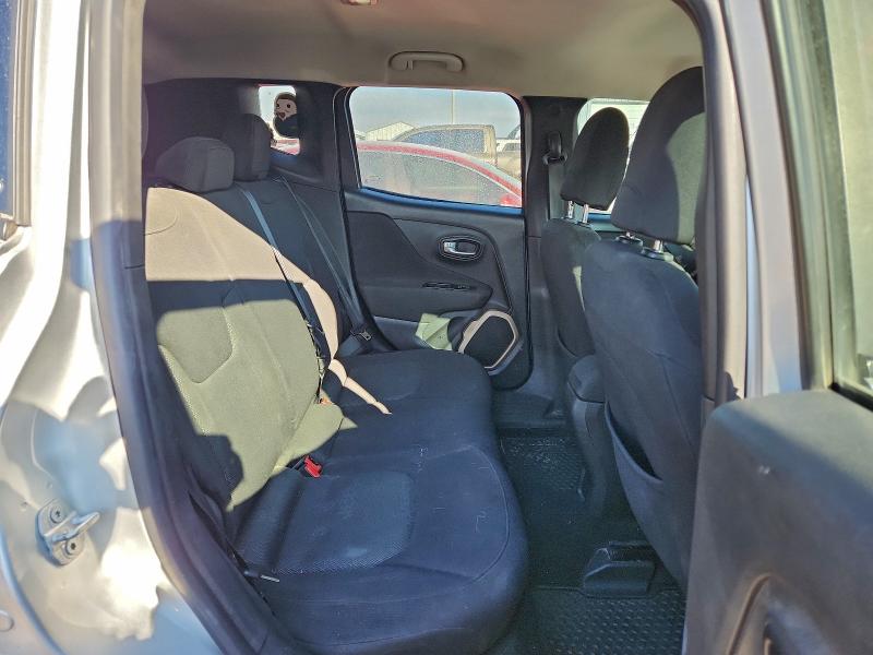 95733355 :رقم المزاد ، ZACCJBBT0FPB31221 vin ، 2015 Jeep Renegade مزاد بيع