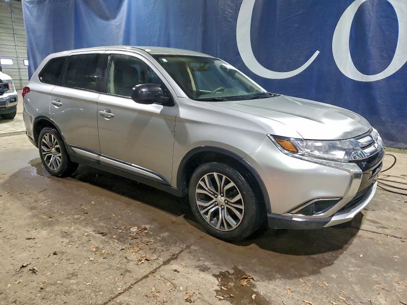 Продаж на аукціоні авто 2018 Mitsubishi Outlander, vin: JA4AD2A3XJZ052000, номер лоту: 93480295