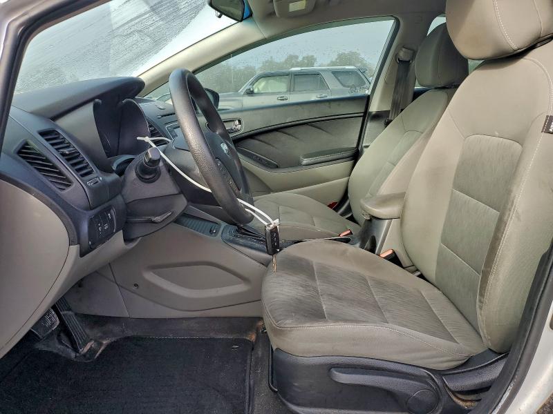 Продаж на аукціоні авто 2016 Kia Forte Lx, vin: KNAFK4A63G5533808, номер лоту: 98945275