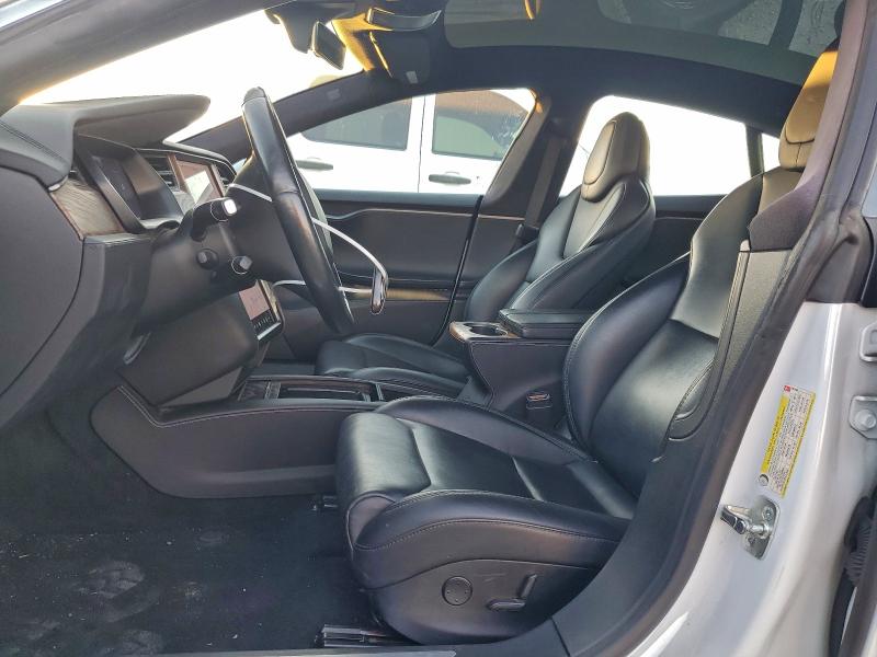 Продажа на аукционе авто 2018 Tesla Model S, vin: 5YJSA1E26JF261495, номер лота: 96001875