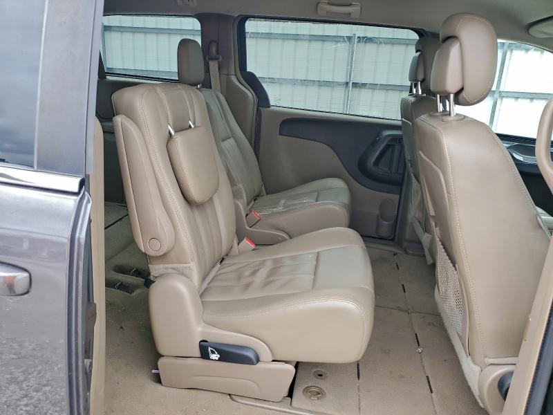 2016 Chrysler Town & Country მანქანა იყიდება აუქციონზე, vin: 2C4RC1BG2GR157690, აუქციონის ნომერი: 97732315