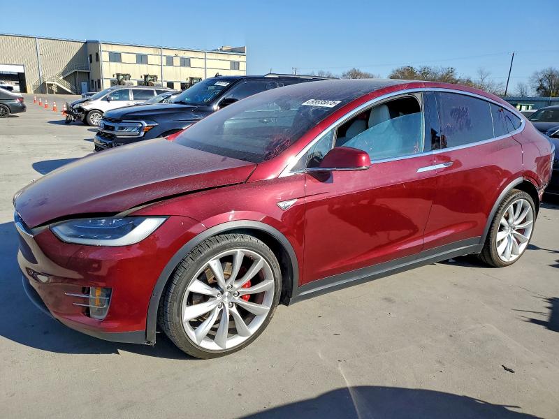 2016 Tesla Model X მანქანა იყიდება აუქციონზე, vin: 5YJXCBE44GFS00923, აუქციონის ნომერი: 95835675