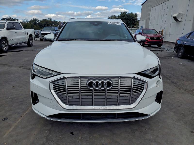 Aukcja sprzedaży 2019 Audi E-tron, vin: WA1VABGE5KB018110, numer aukcji: 95395255