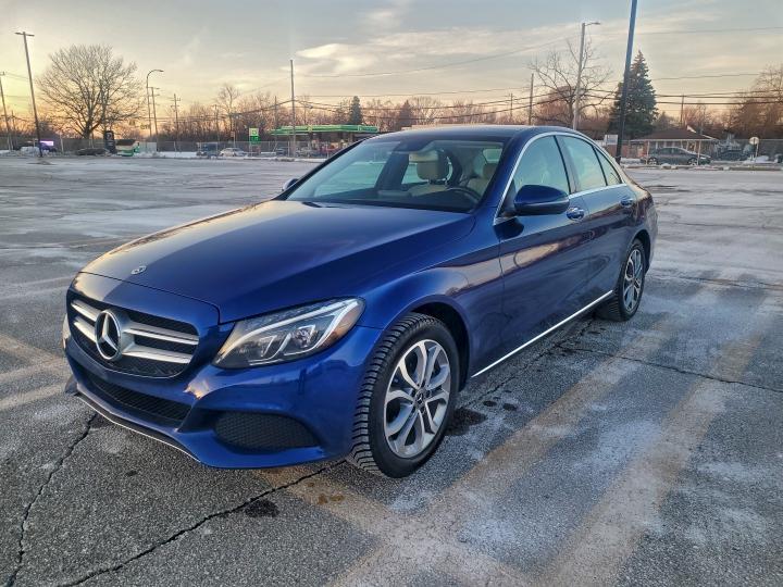 97644325 :رقم المزاد ، 55SWF4KB2JU260741 vin ، 2018 Mercedes-benz C 300 4mat مزاد بيع