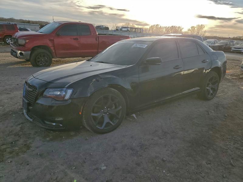 Продажа на аукционе авто 2023 Chrysler 300, vin: 2C3CCABG9PH565510, номер лота: 96270665