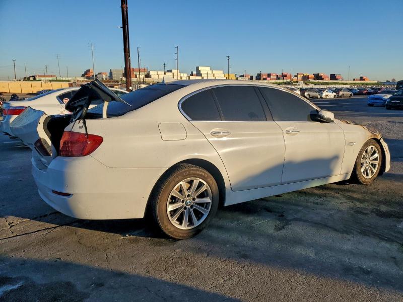 Продажа на аукционе авто 2016 Bmw 528 I, vin: WBA5A5C57GD527279, номер лота: 96182775