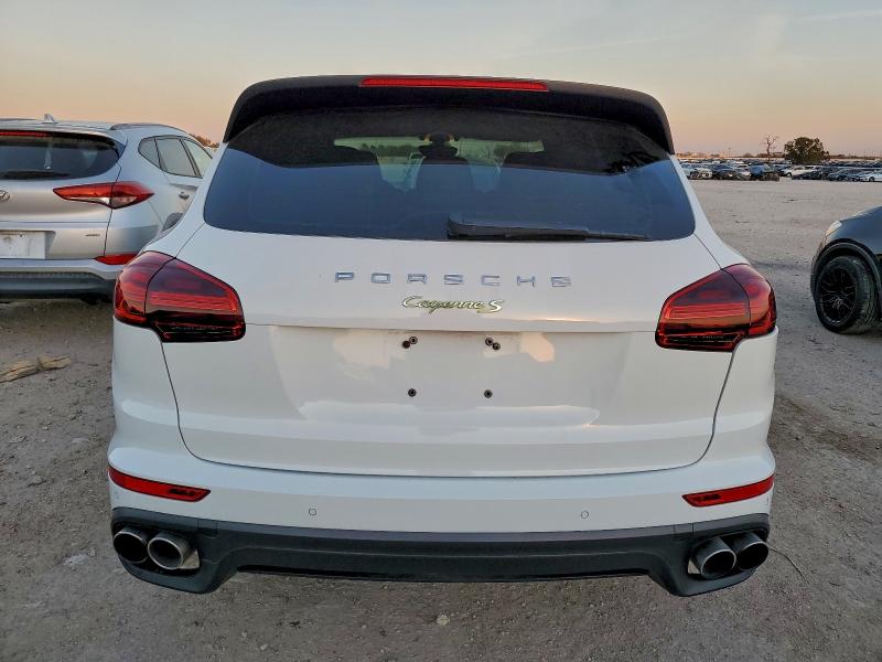 96153255 :رقم المزاد ، WP1AE2A24GLA64521 vin ، 2016 Porsche Cayenne Se مزاد بيع