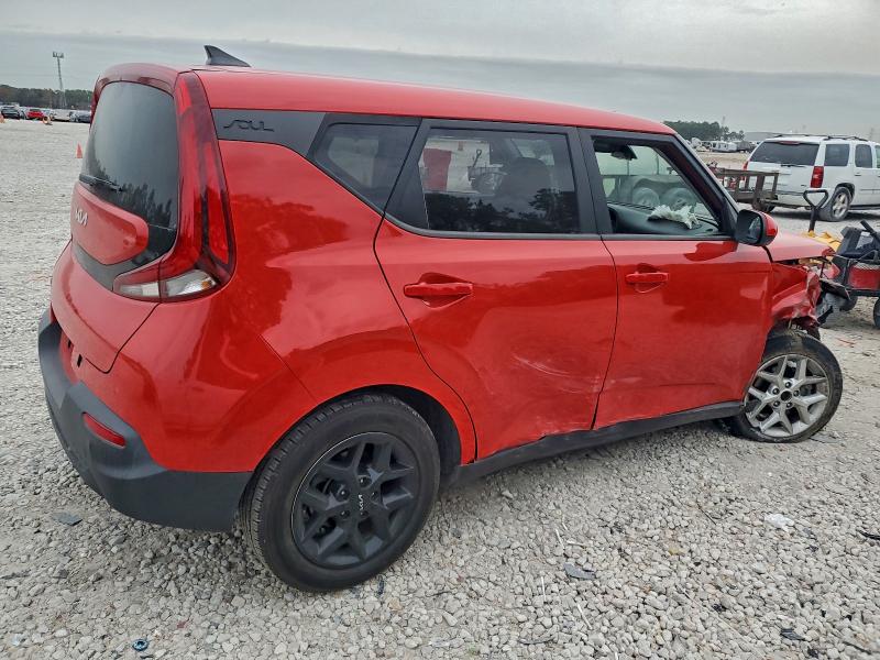 97327705 :رقم المزاد ، KNDJ23AU3N7177190 vin ، 2022 Kia Soul مزاد بيع