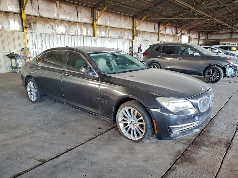 2013 Bmw 750 მანქანა იყიდება აუქციონზე, vin: WBAYF8C59DD140065, აუქციონის ნომერი: 98373035