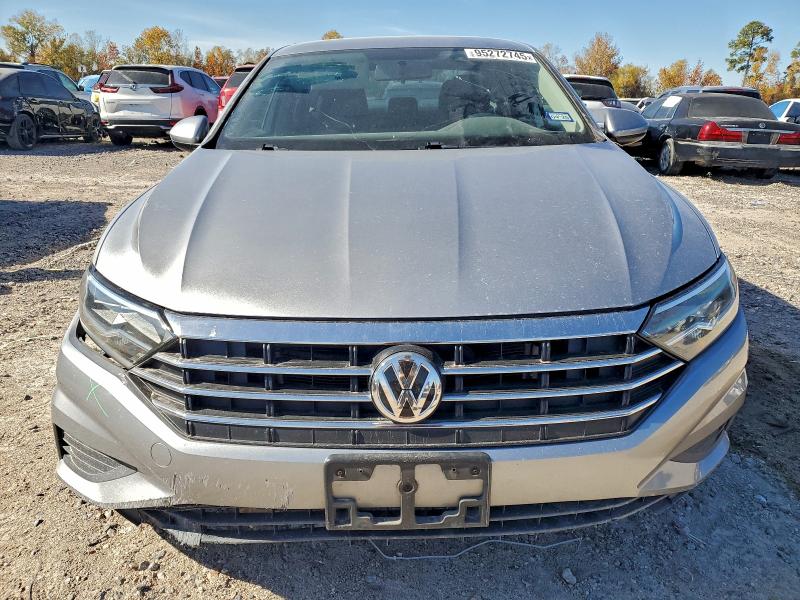 Продажа на аукционе авто 2019 Volkswagen Jetta, vin: 3VWN57BU5KM175552, номер лота: 95272745