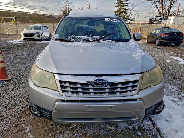 Продаж на аукціоні авто 2011 Subaru Forester, vin: JF2SHADC7BH714211, номер лоту: 94910285