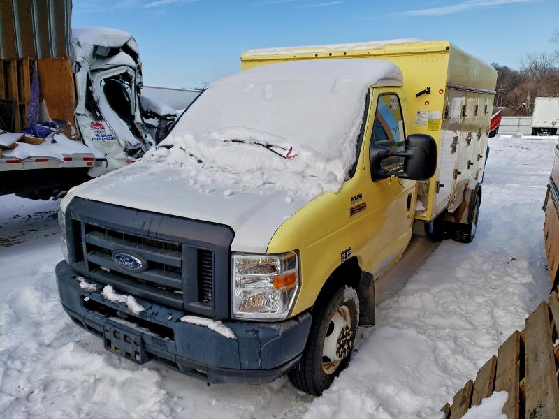96470875 :رقم المزاد ، 1FDXE4FSXJDC17478 vin ، 2018 Ford Econoline مزاد بيع