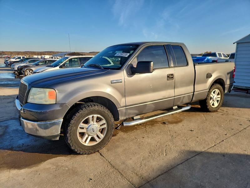 2004 Ford F150 მანქანა იყიდება აუქციონზე, vin: 1FTRX12W64NA09577, აუქციონის ნომერი: 97152235