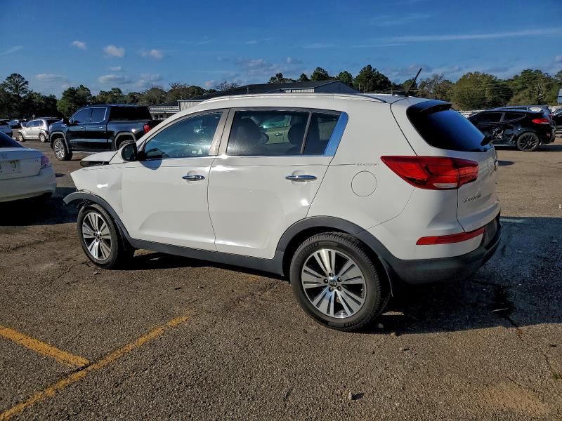 95900835 :رقم المزاد ، KNDPC3AC4G7844348 vin ، 2016 Kia Sportage مزاد بيع