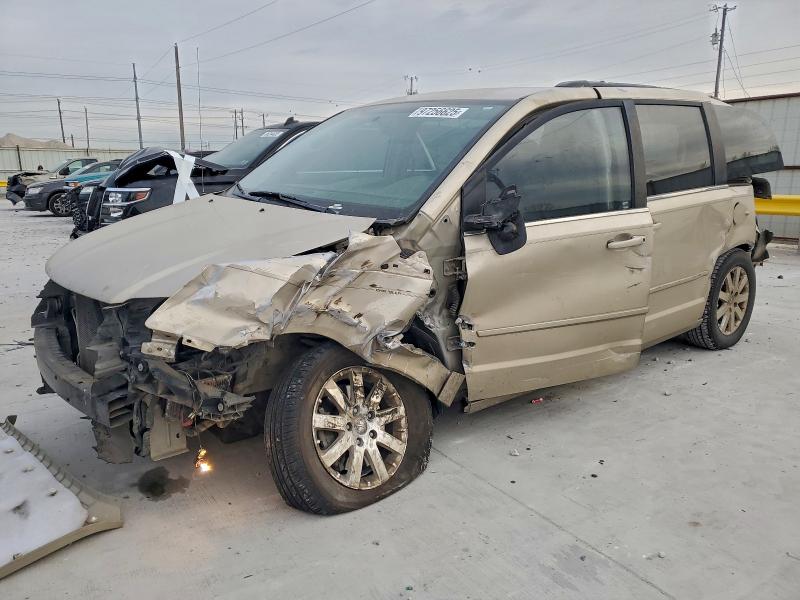 97256625 :رقم المزاد ، 2C4RC1AG6GR190371 vin ، 2016 Chrysler Town & Country مزاد بيع