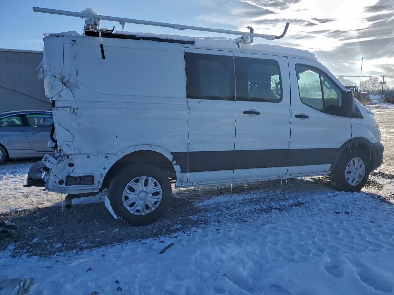 2022 Ford Transit მანქანა იყიდება აუქციონზე, vin: 1FTBR1Y81NKA46401, აუქციონის ნომერი: 95176835