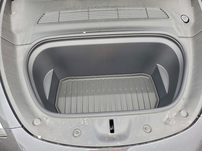 2025 Tesla Model Y მანქანა იყიდება აუქციონზე, vin: 7SAYGDED2SF314029, აუქციონის ნომერი: 94049635