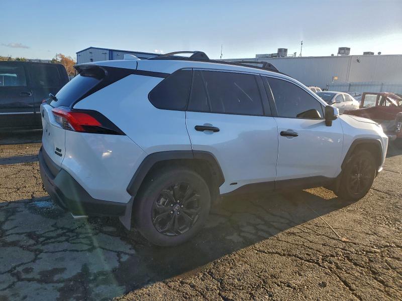 Продажа на аукционе авто 2024 Toyota Rav4, vin: JTMB6RFV6RJ056840, номер лота: 97613635