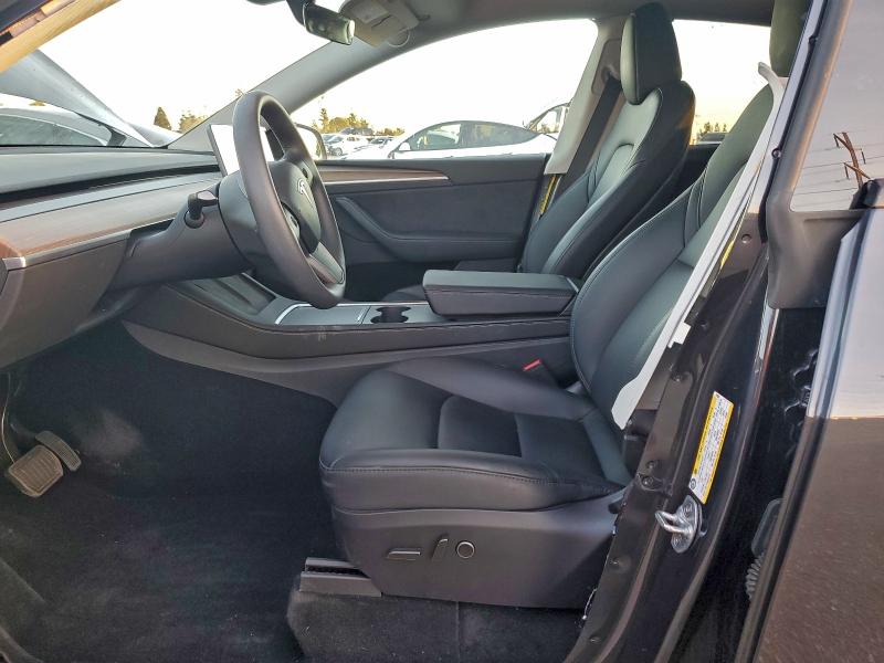 Продажа на аукционе авто 2025 Tesla Model Y, vin: 7SAYGDED3SF218281, номер лота: 93929205