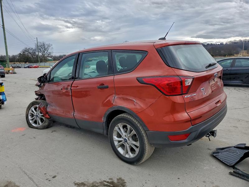 Продаж на аукціоні авто 2019 Ford Escape, vin: 1FMCU0F76KUB53513, номер лоту: 97325925