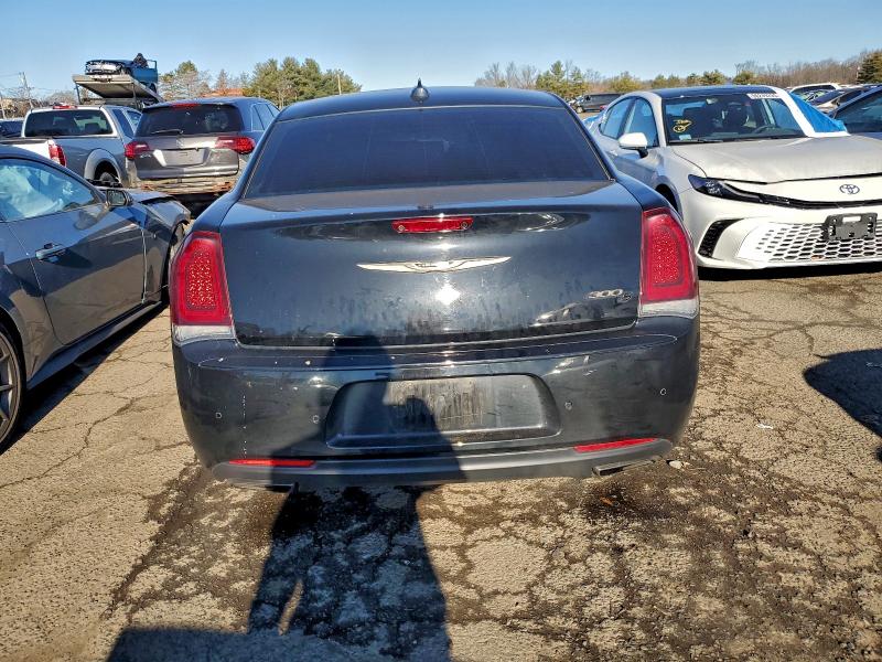 95094395 :رقم المزاد ، 2C3CCABG4GH310912 vin ، 2016 Chrysler 300 مزاد بيع
