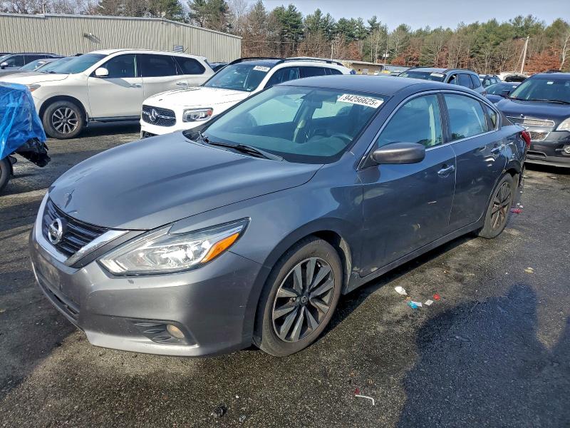 2018 Nissan Altima მანქანა იყიდება აუქციონზე, vin: 1N4AL3AP1JC264388, აუქციონის ნომერი: 56338986