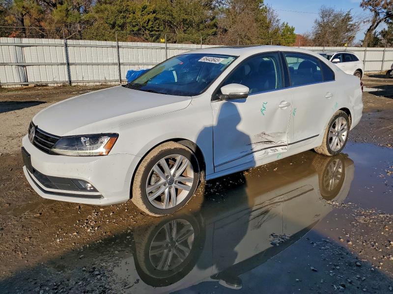 95443645 :رقم المزاد ، 3VWL17AJ5HM225529 vin ، 2017 Volkswagen Jetta مزاد بيع