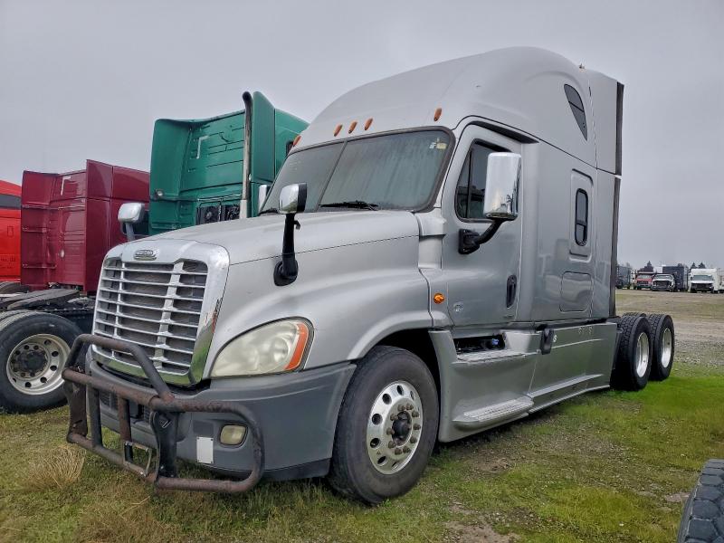 Продаж на аукціоні авто 2016 Freightliner Cascadia 125, vin: 3AKJGLD57GSHD3271, номер лоту: 86181485