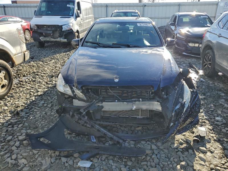 97370015 :رقم المزاد ، WDDHF8HB3BA279842 vin ، 2011 Mercedes-benz E مزاد بيع