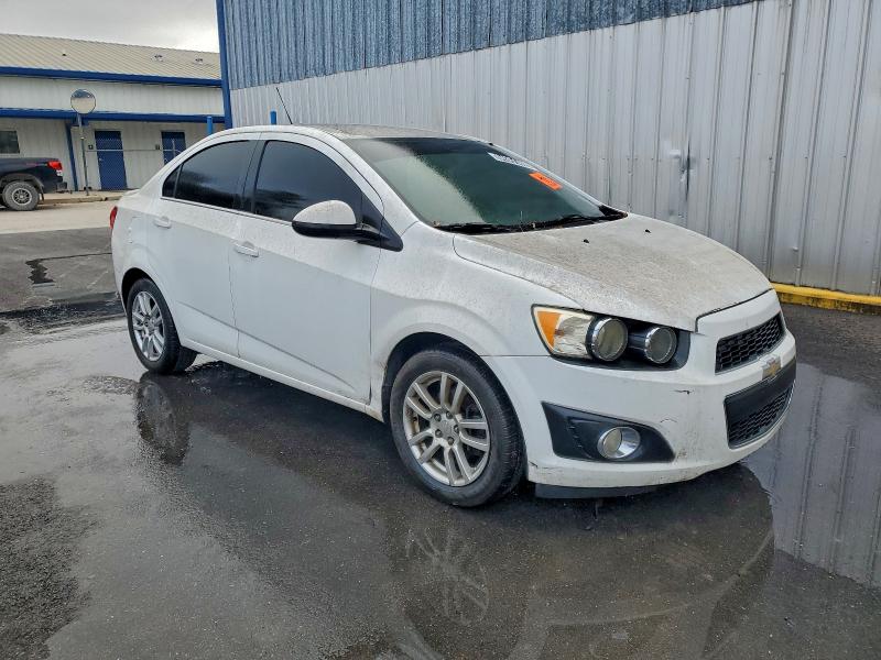 Продажа на аукционе авто 2015 Chevrolet Sonic Lt, vin: 1G1JC5SH6F4180171, номер лота: 94351465