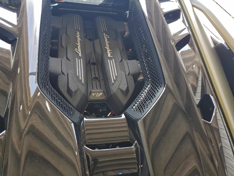 95155985 :رقم المزاد ، ZHWUC1ZM8SLA02711 vin ، 2025 Lamborghini Revuelto مزاد بيع