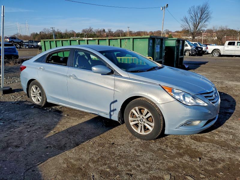 2013 Hyundai Sonata Gls მანქანა იყიდება აუქციონზე, vin: 5NPEB4AC5DH571847, აუქციონის ნომერი: 94702685