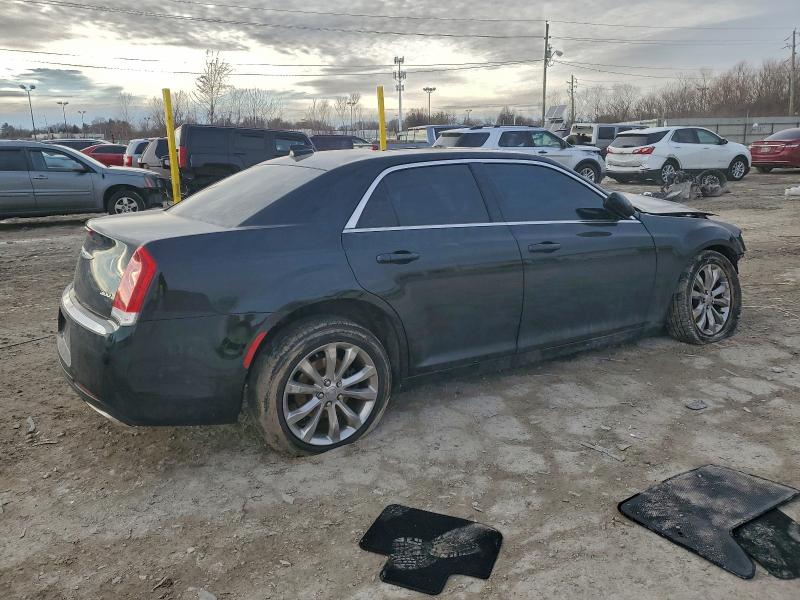 97988575 :رقم المزاد ، 2C3CCARG6KH690060 vin ، 2019 Chrysler 300 مزاد بيع