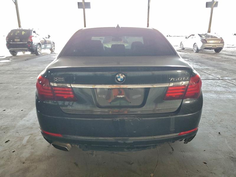 2013 Bmw 750 მანქანა იყიდება აუქციონზე, vin: WBAYF8C59DD140065, აუქციონის ნომერი: 98373035