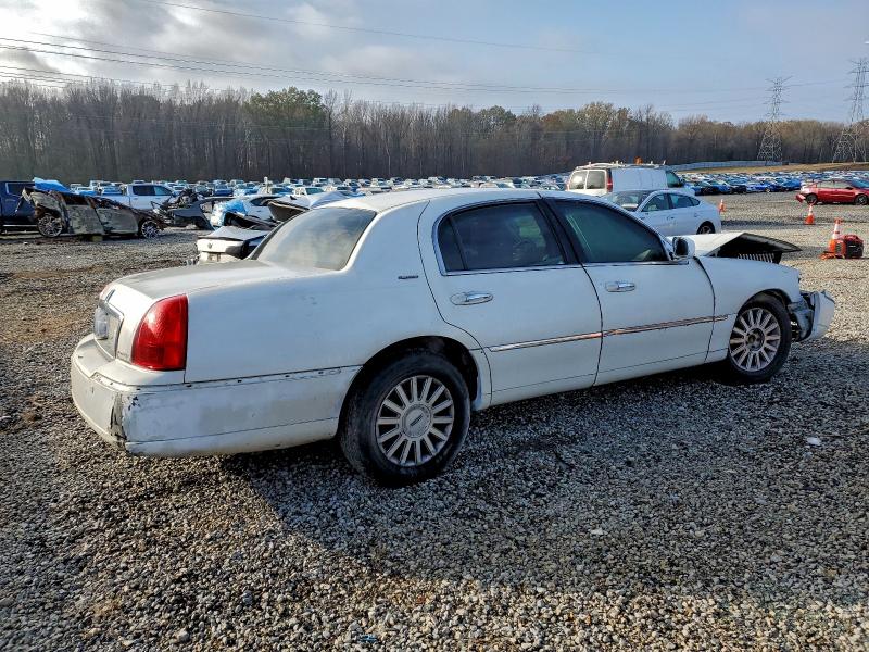 Aukcja sprzedaży 2004 Lincoln Town Car, vin: 1LNHM81W14Y680728, numer aukcji: 94759675