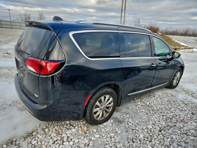 Aukcja sprzedaży 2018 Chrysler Pacifica, vin: 2C4RC1EG5JR228495, numer aukcji: 97775145