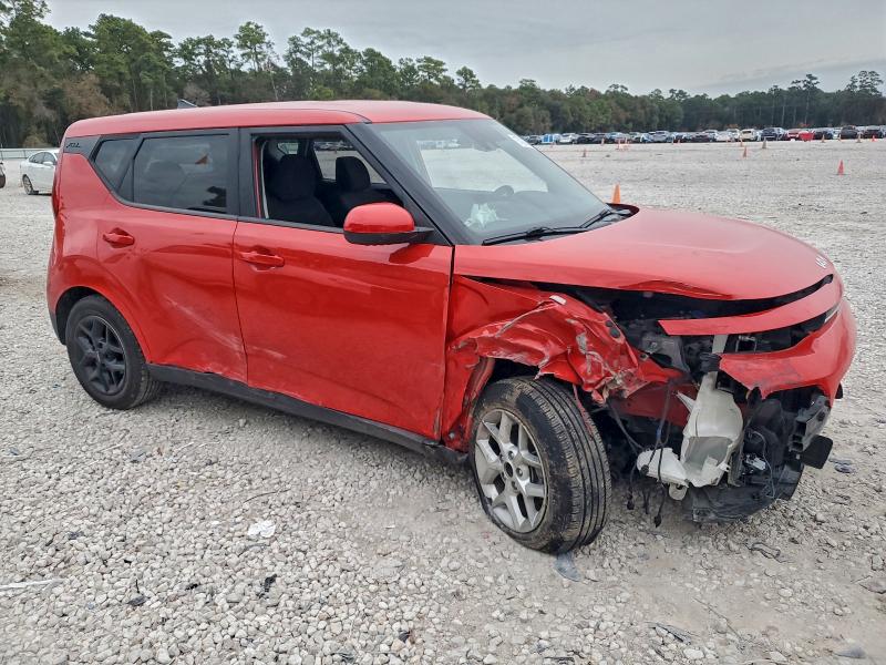 97327705 :رقم المزاد ، KNDJ23AU3N7177190 vin ، 2022 Kia Soul مزاد بيع