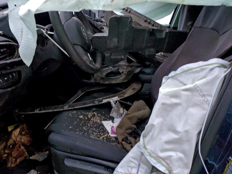 94952865 :رقم المزاد ، 5NMS2CAD8LH142882 vin ، 2020 Hyundai Santa Fe مزاد بيع