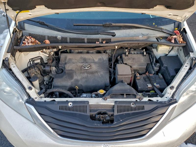 Aukcja sprzedaży 2015 Toyota Sienna, vin: 5TDDK3DC7FS121972, numer aukcji: 97751705